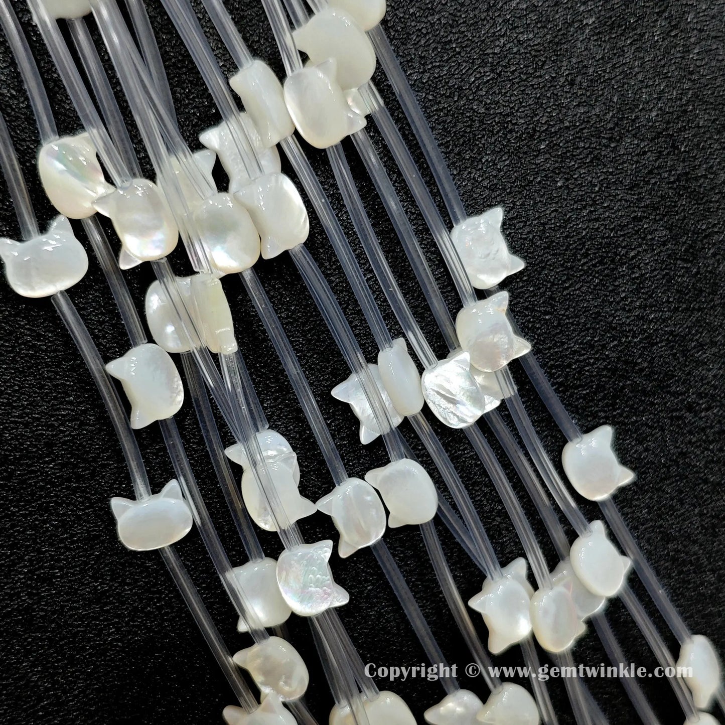 strands-white-mop-kitty-silhouette-beads-7mm-10mm