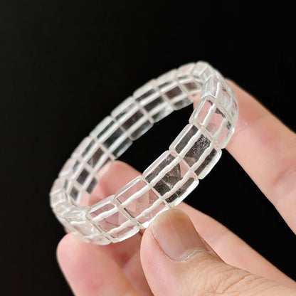 Curved Faceted Quartz Handchain – Elastic Flexibility