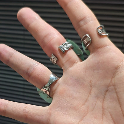 adjustable alloy ring band back side showing secure mounting for white druzy stone