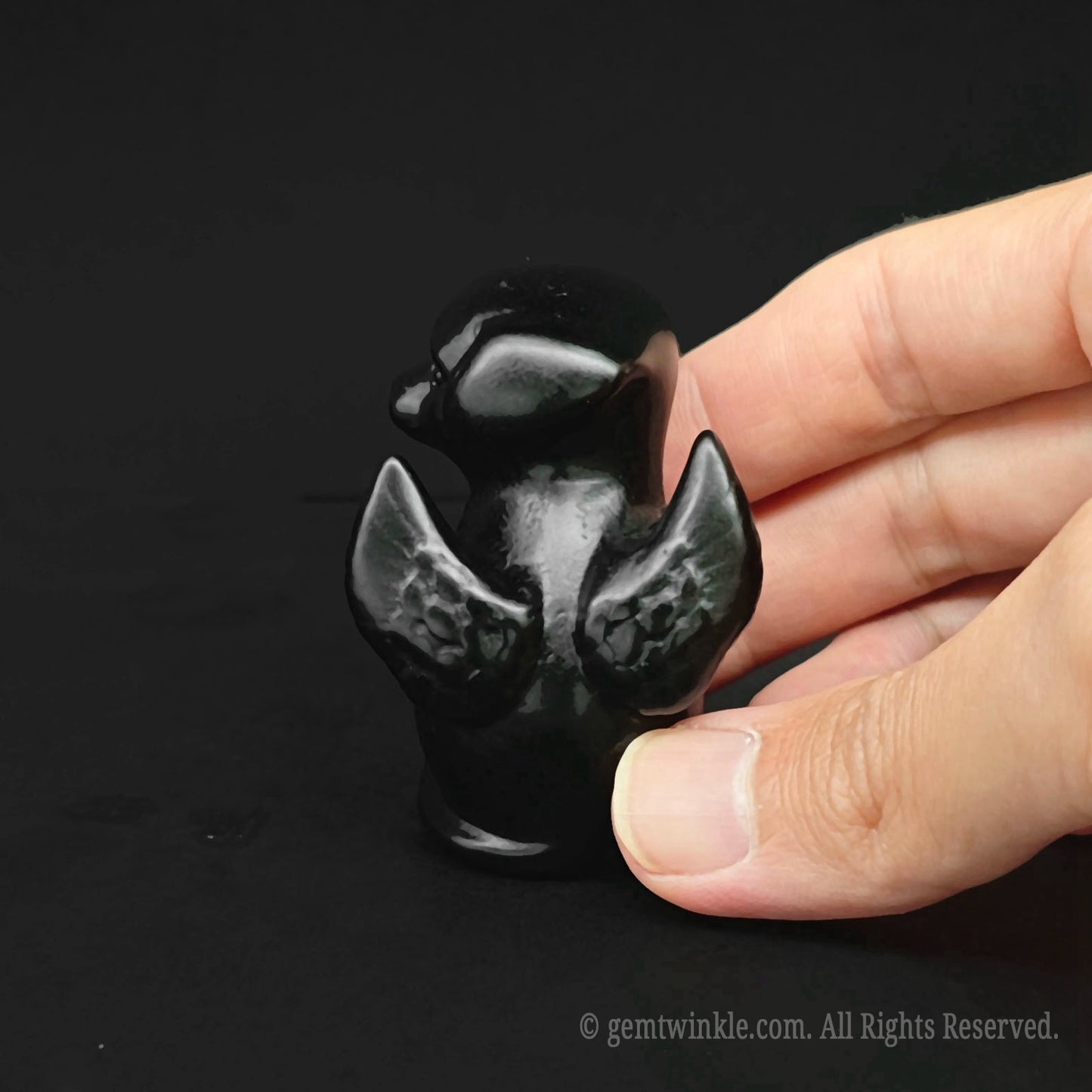 black-obsidian-protective-winged-puppy-altar-decor