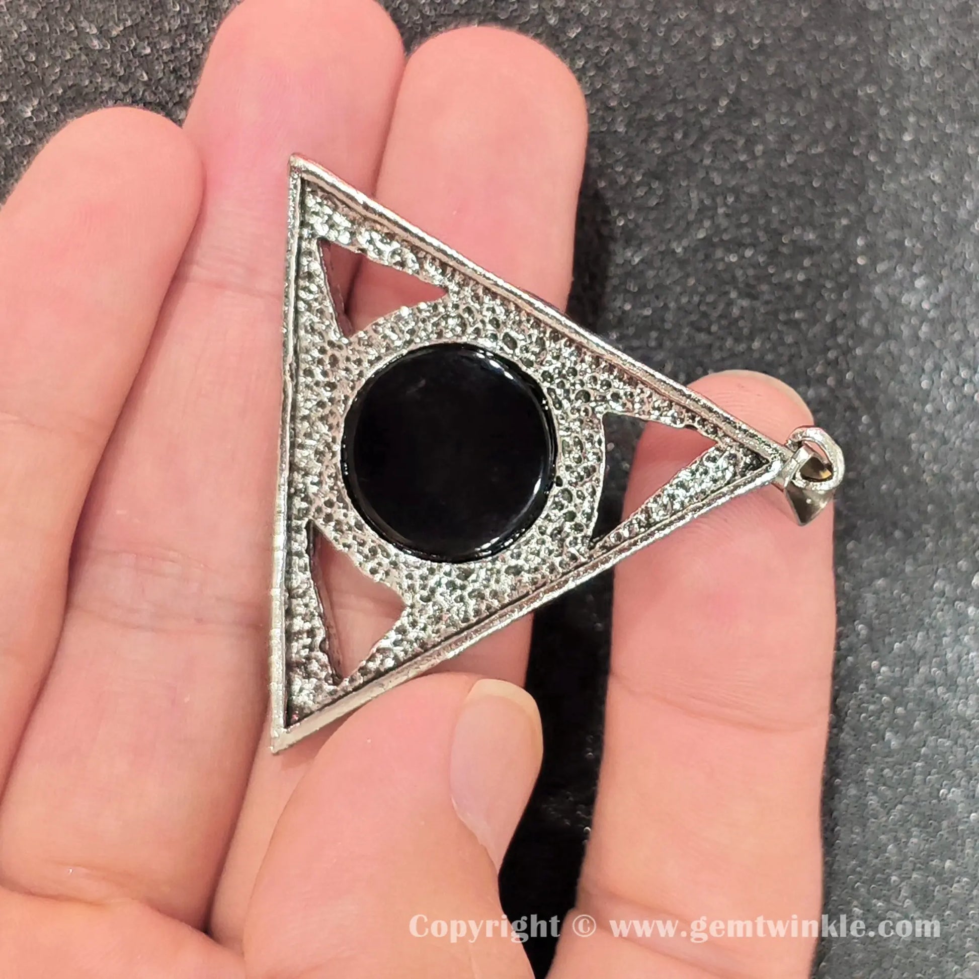 gothic-obsidian-eye-pendant-angled-side-view